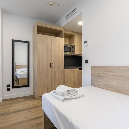 Micampus Xaudaro Student Residence Madrid Buitenkant foto