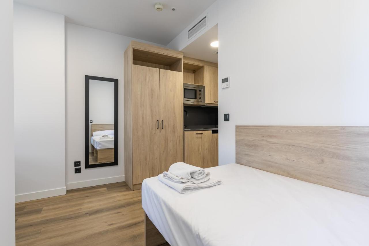 Micampus Xaudaro Student Residence Madrid Buitenkant foto
